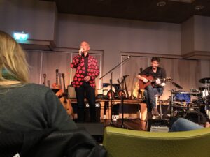 optreden in Bakkum bij Fase fier